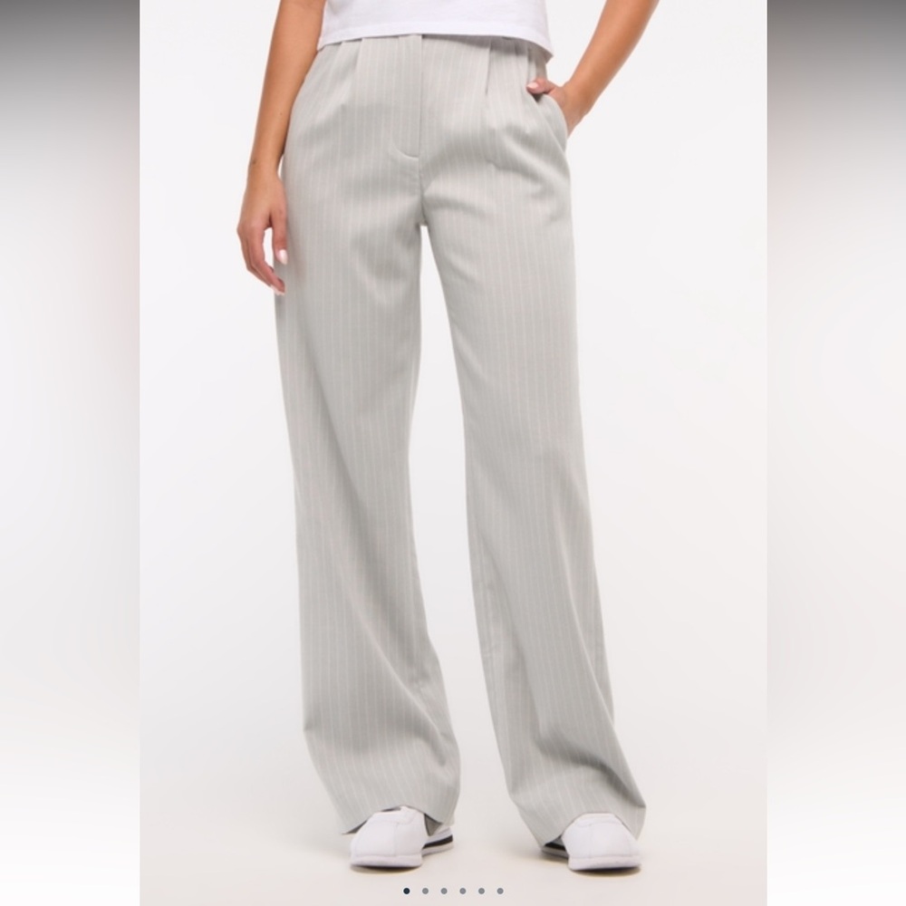 Abercrombie & Fitch Sloane Tailored Wide Leg Pant 26 LONG